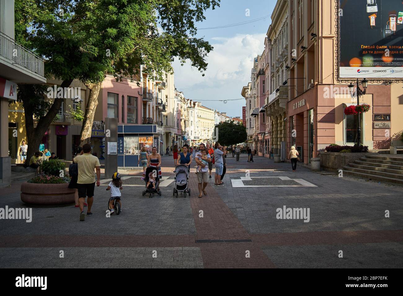 PLOVDIV, BULGARIA - Luglio 02, 2019: Street Knyaz di Alessandro I (Alessandro di Battenberg) nel centro storico. Foto Stock