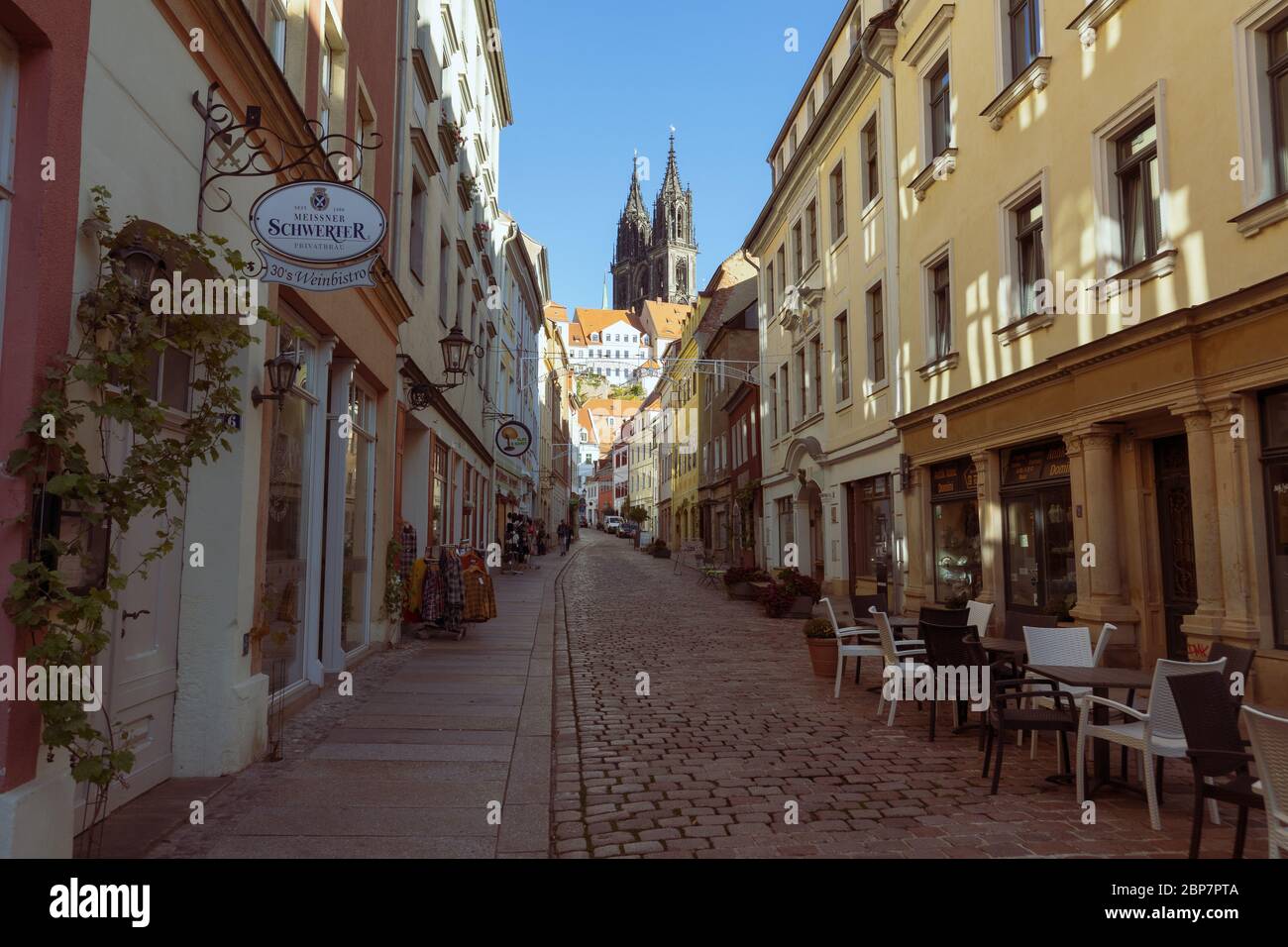 MEISSEN, Germania - 12 ottobre 2019: belle strade della città vecchia. Stilizzazione. Tonificazione vintage. Foto Stock