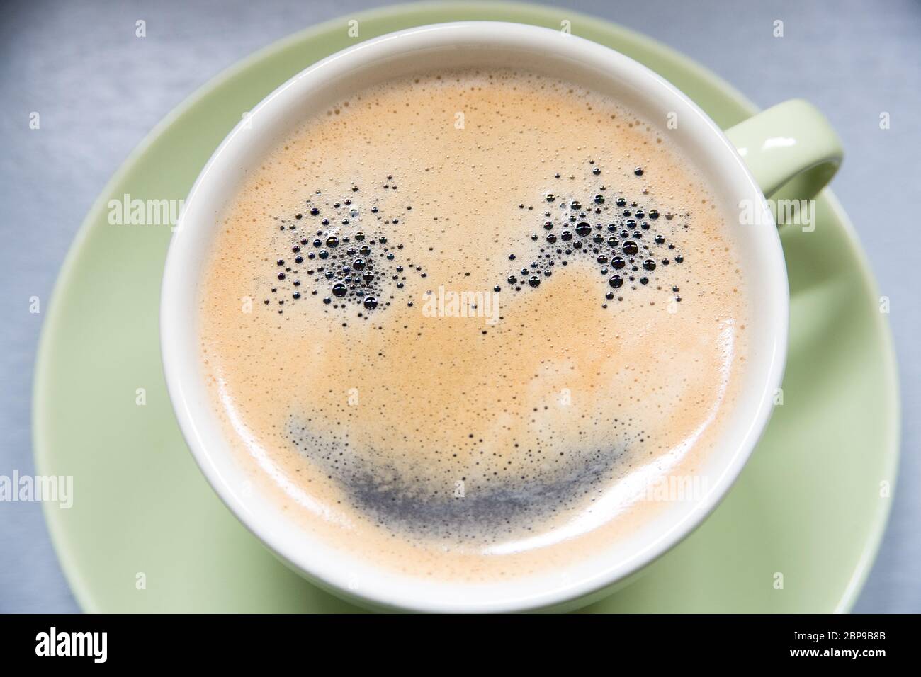 Caffè nero con volto felice © Wojciech Strozyk / Alamy Stock foto Foto Stock