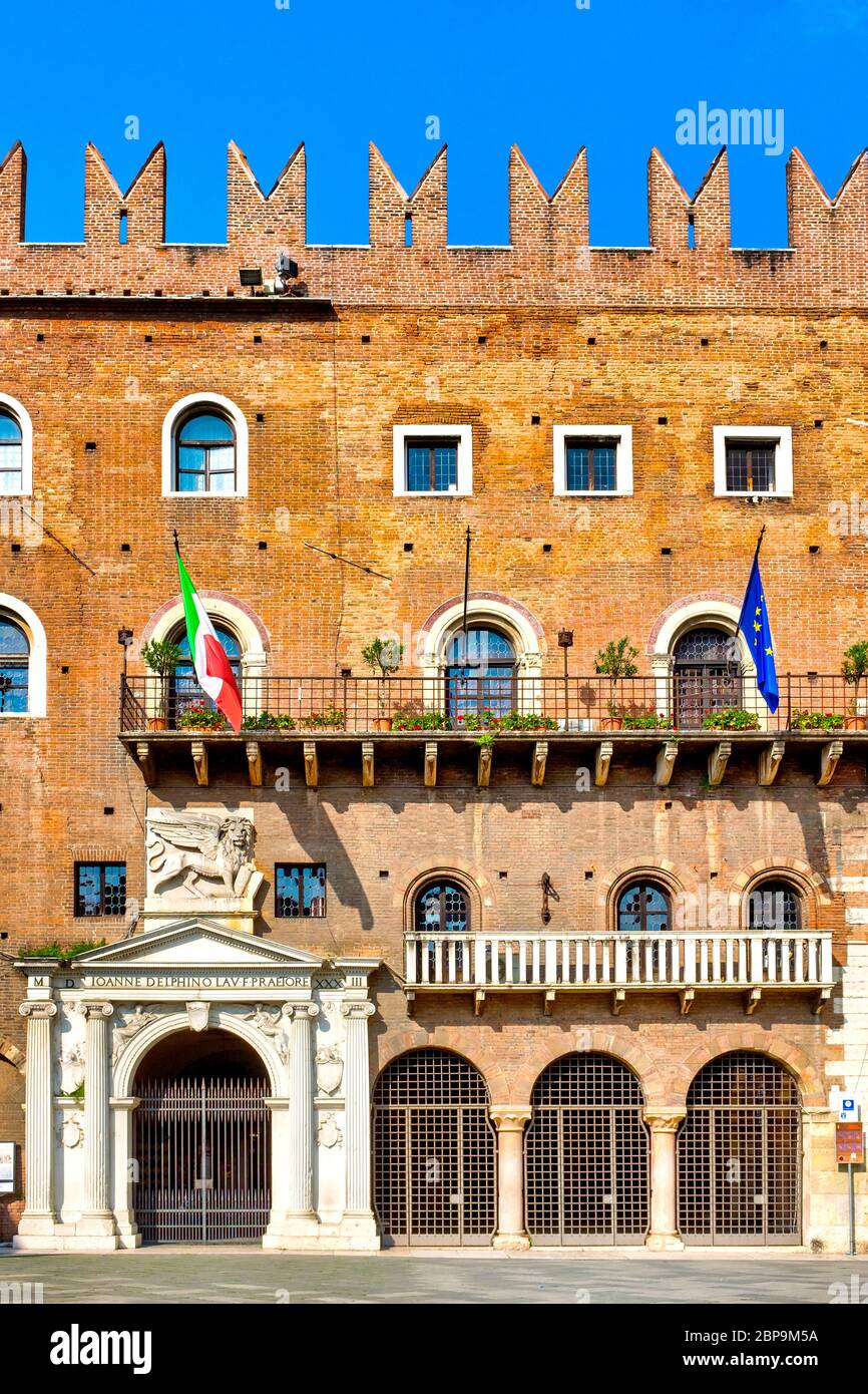 Palazzo del Podestà in Piazza dei Signori, Verona, Italia Foto Stock