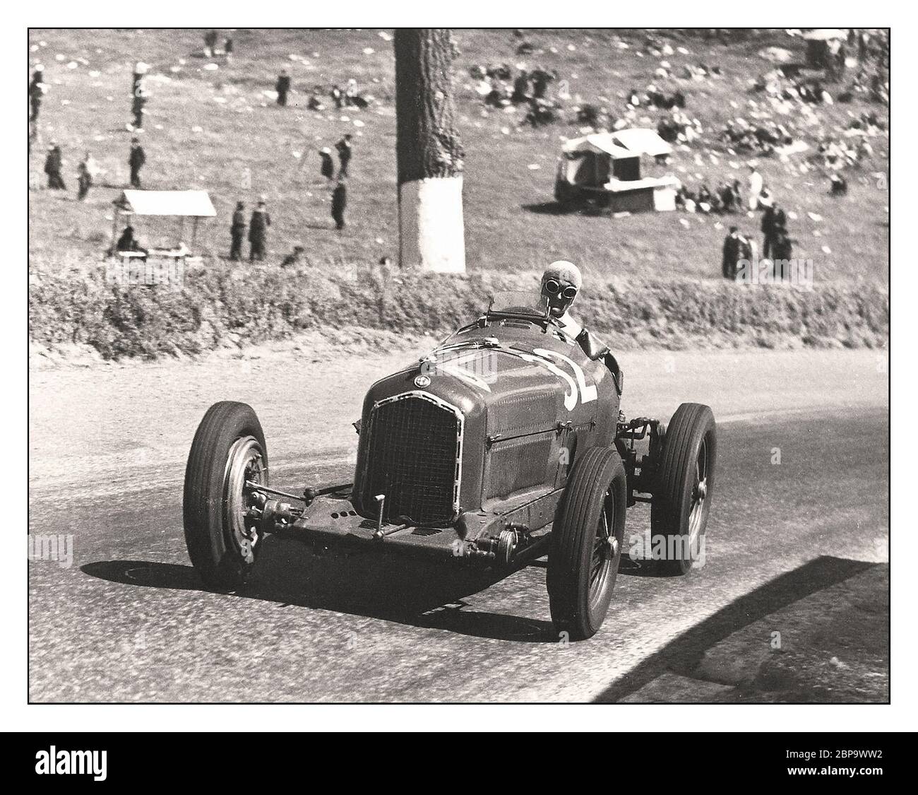 Archivio Nuvolari anni 30 l'Alfa Romeo tipo B debutta il 5 giugno 1932 al Gran Premio d'Italia di Monza. Con Tazio Nuvolari e Rudolfо Caracciola al volante, la società italiana ha dominato per tutta la stagione, vincendo anche il Gran Premio di Francia e Germania. Foto Stock