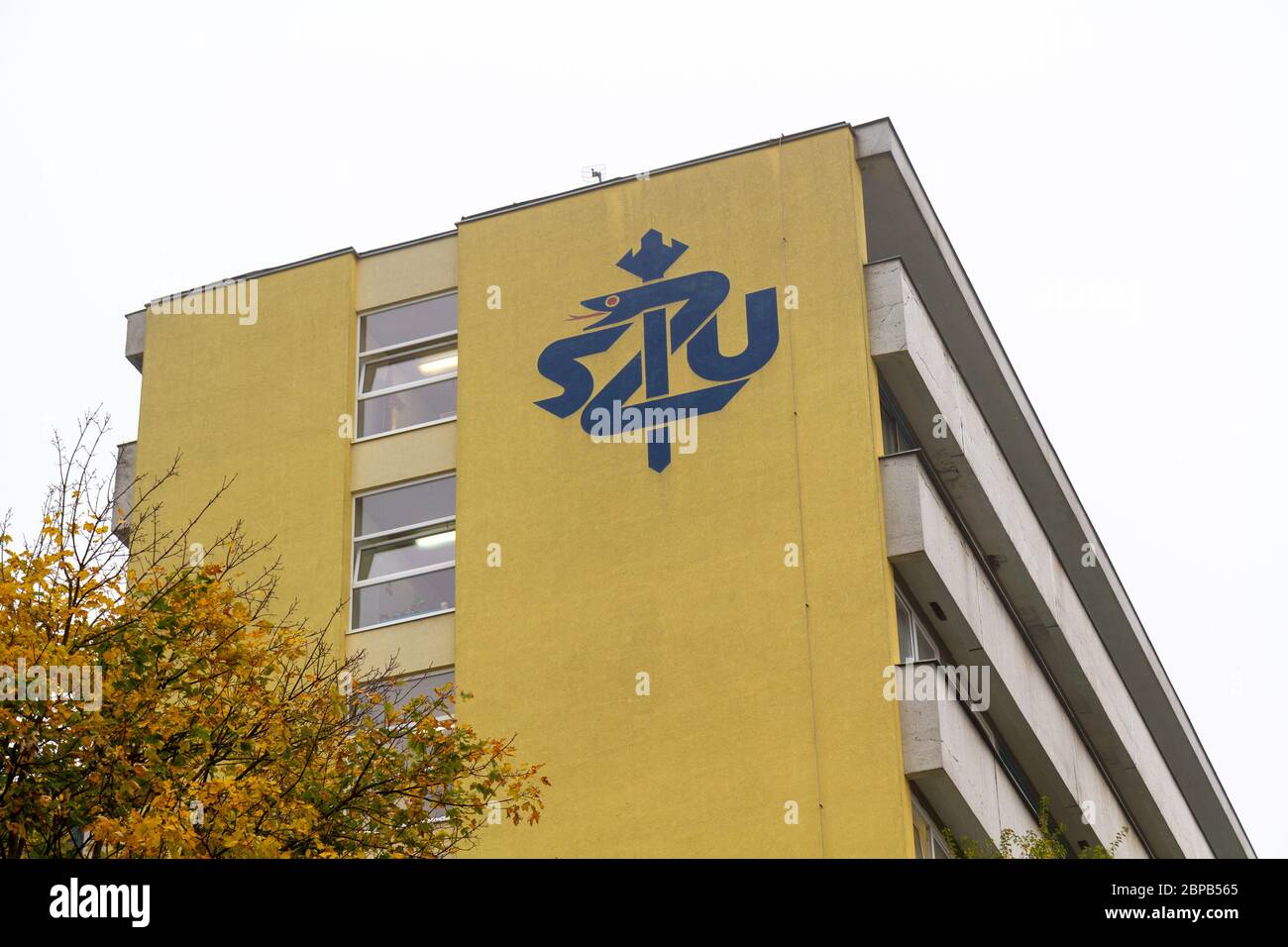 Bratislava, Slovacchia. 2019/10/18. La costruzione dell'Università di Medicina Slovacca (SZU – 'lovenská zdravotnícka univerzita' in slovacco). Foto Stock