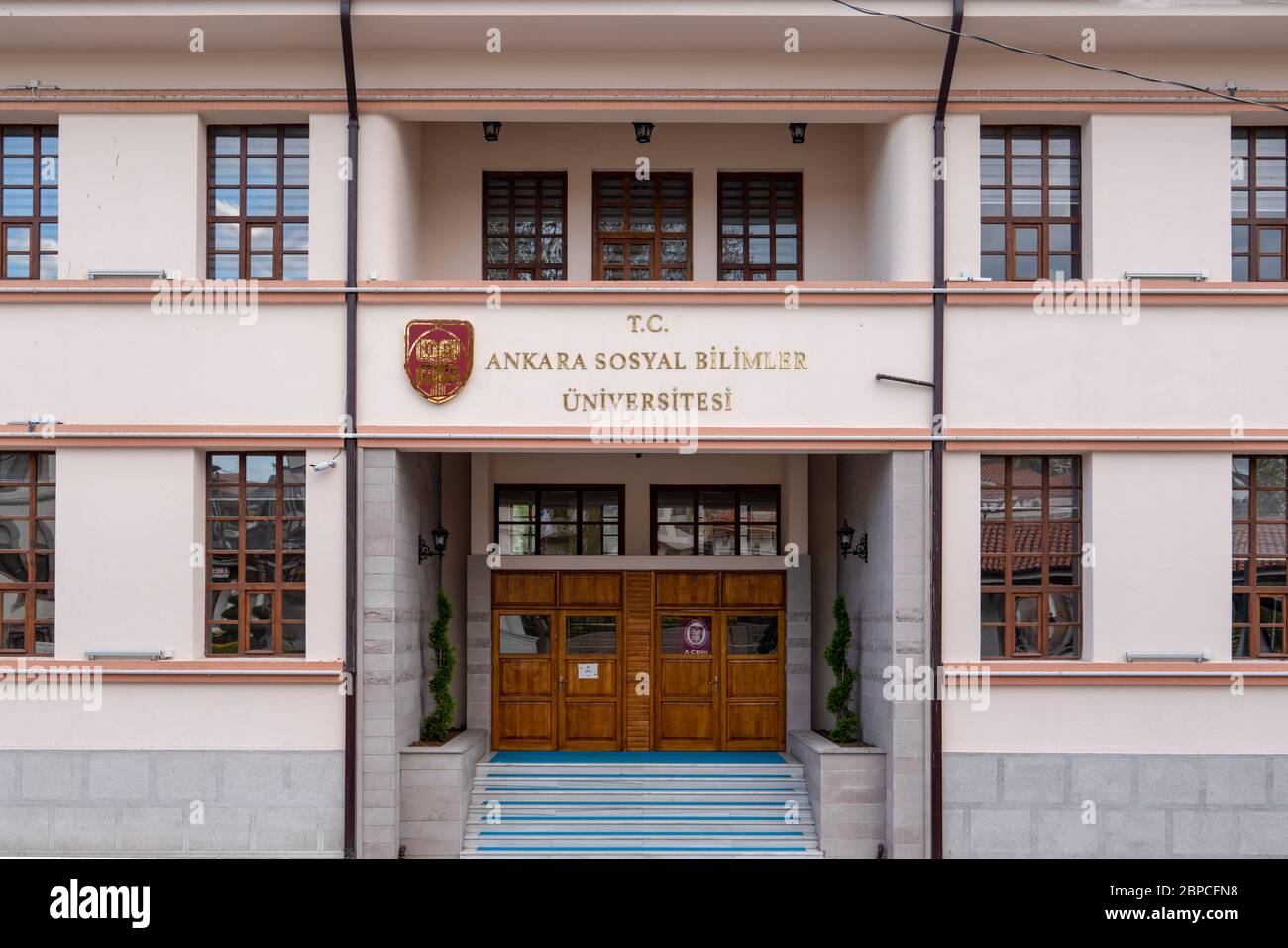 Ankara/Turchia-Maggio 06 2020: Università di Scienze sociali di Ankara (Ankara Sosyal Bilimler Universitesi) edificio situato a Ulus Foto Stock