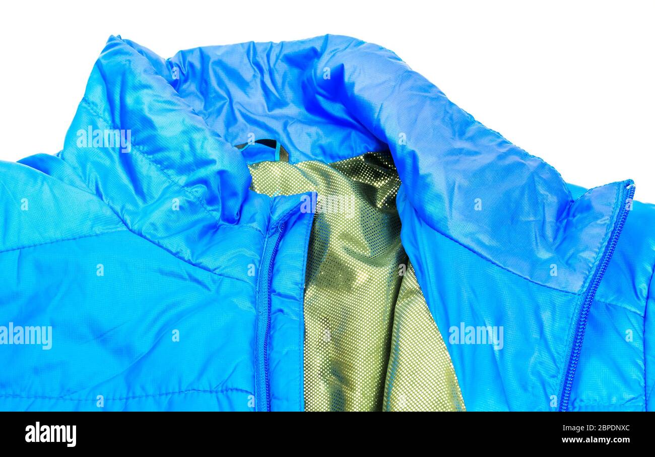 Giacca blu calda isolante, giacca calda leggera isolata su sfondo bianco, pronta per montaggio display prodotto. Foto Stock