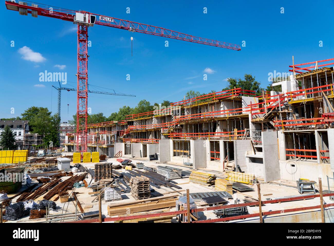 Cantiere del progetto di costruzione di alloggi Rübogen a Essen-Rüttenscheid, dove sono in costruzione 100 condomini, in 10 edifici, Essen, N. Foto Stock