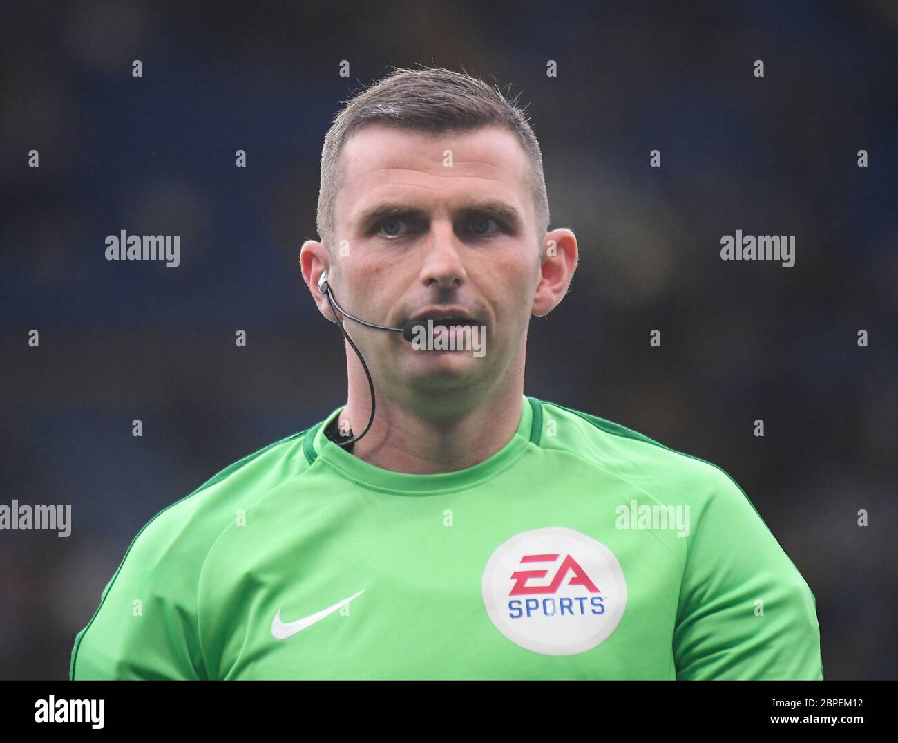 LONDRA, INGHILTERRA - 22 SETTEMBRE 2019: L'arbitro inglese Michael Oliver ha ritratto prima della partita della Premier League 2019/20 tra il Chelsea FC e il Liverpool FC a Stamford Bridge. Foto Stock