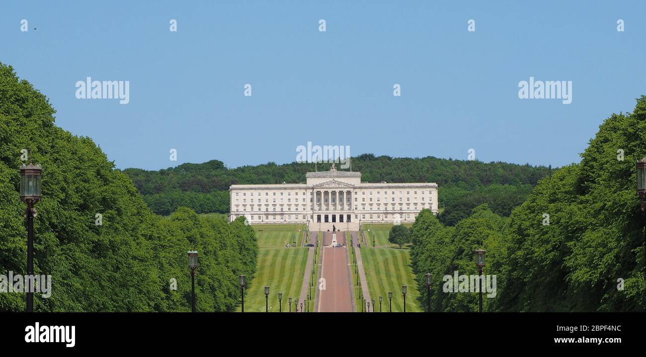 Vista aerea degli edifici del Parlamento (alias Stormont) a Belfast, Regno Unito Foto Stock
