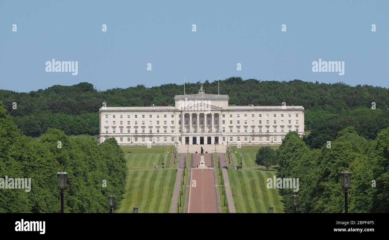 Vista aerea degli edifici del Parlamento (alias Stormont) a Belfast, Regno Unito Foto Stock