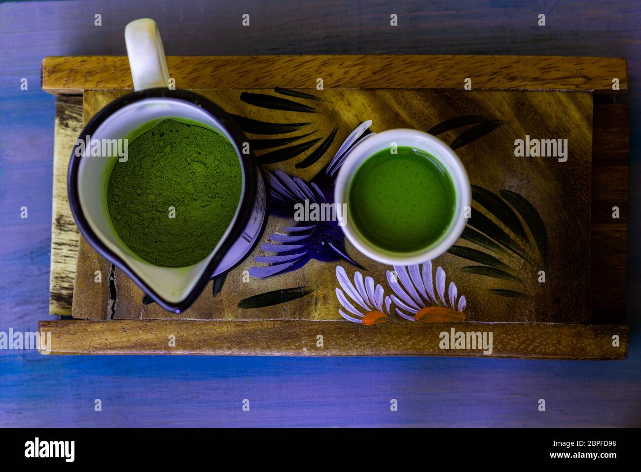 Tè verde matcha e tè in polvere per la salute delle persone Foto Stock