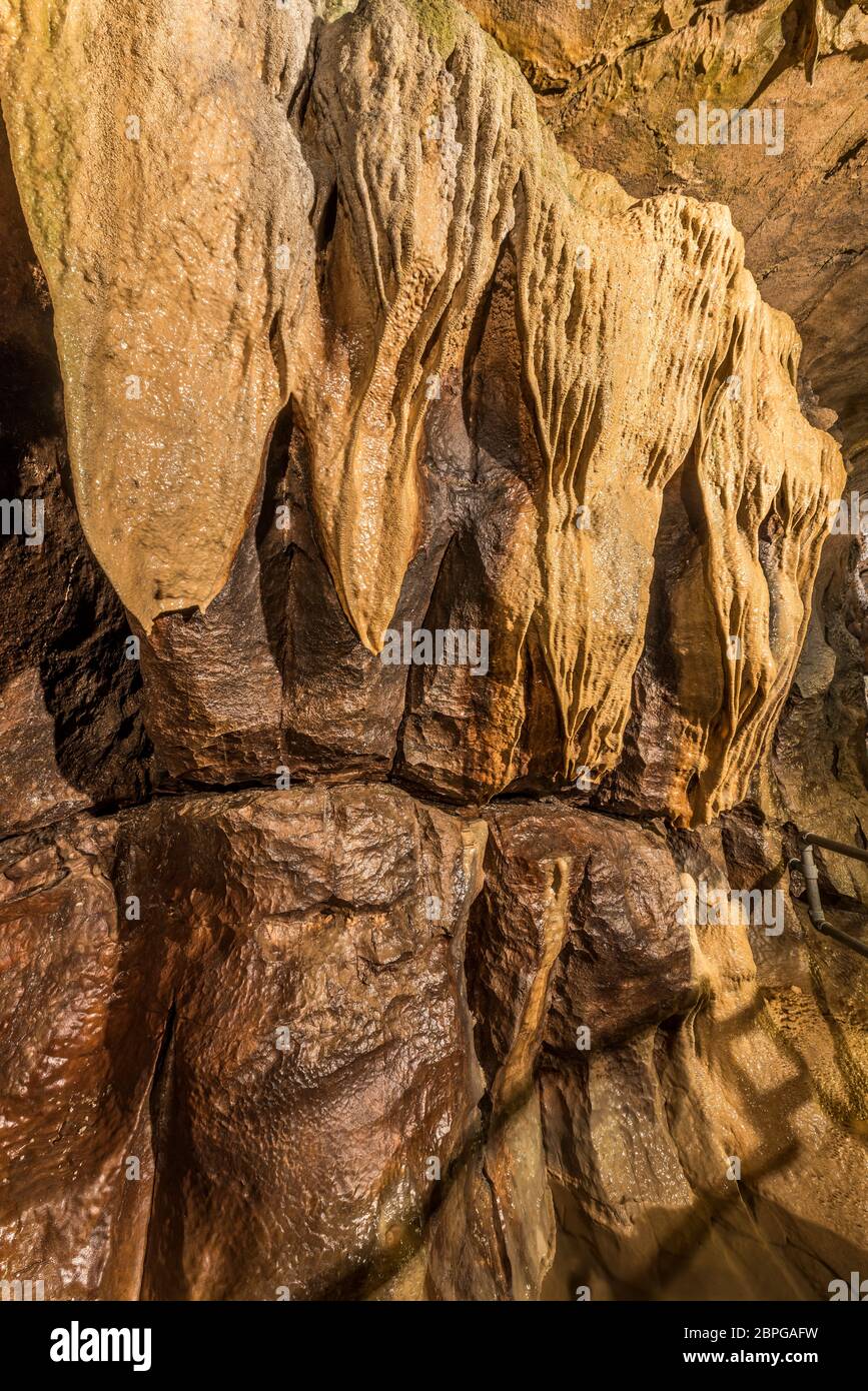 ingleborough cave,clapham,yorkshire,yorkshire dales,clapham beck,inghilterra,uk,europa Foto Stock