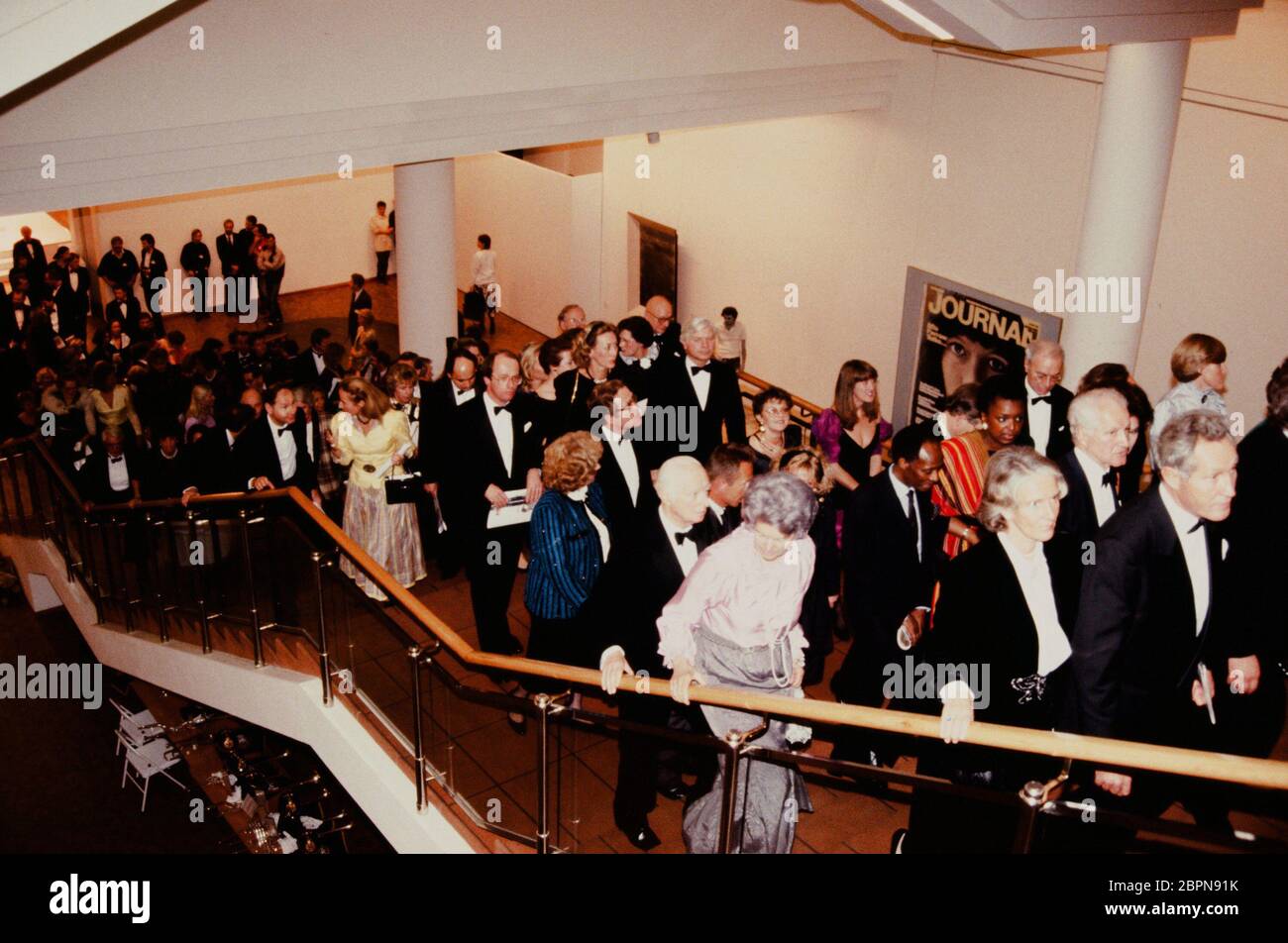 Besuch von Prinz und Dietschaft in Köln - Schulbleiden im Bereich. Mit anwesend der Oberbürgermeister Norbert Burger und Fürstin Gloria von Thurn und Taxis. Foto Stock