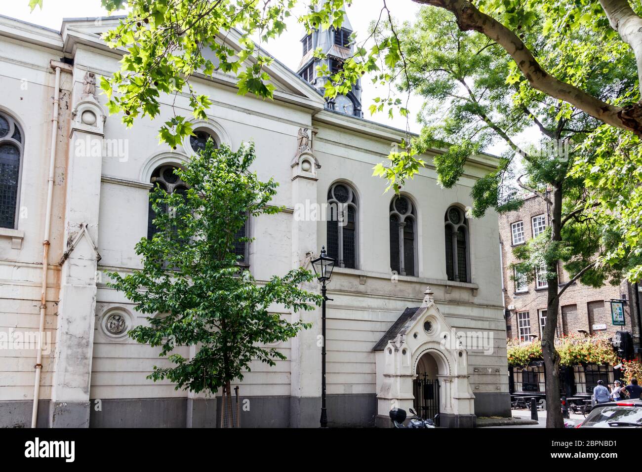 St George's Holborn (ex St George the Martire), una chiesa di Holborn, Londra, Regno Unito, attualmente chiusa durante il blocco pandemico del coronavirus Foto Stock