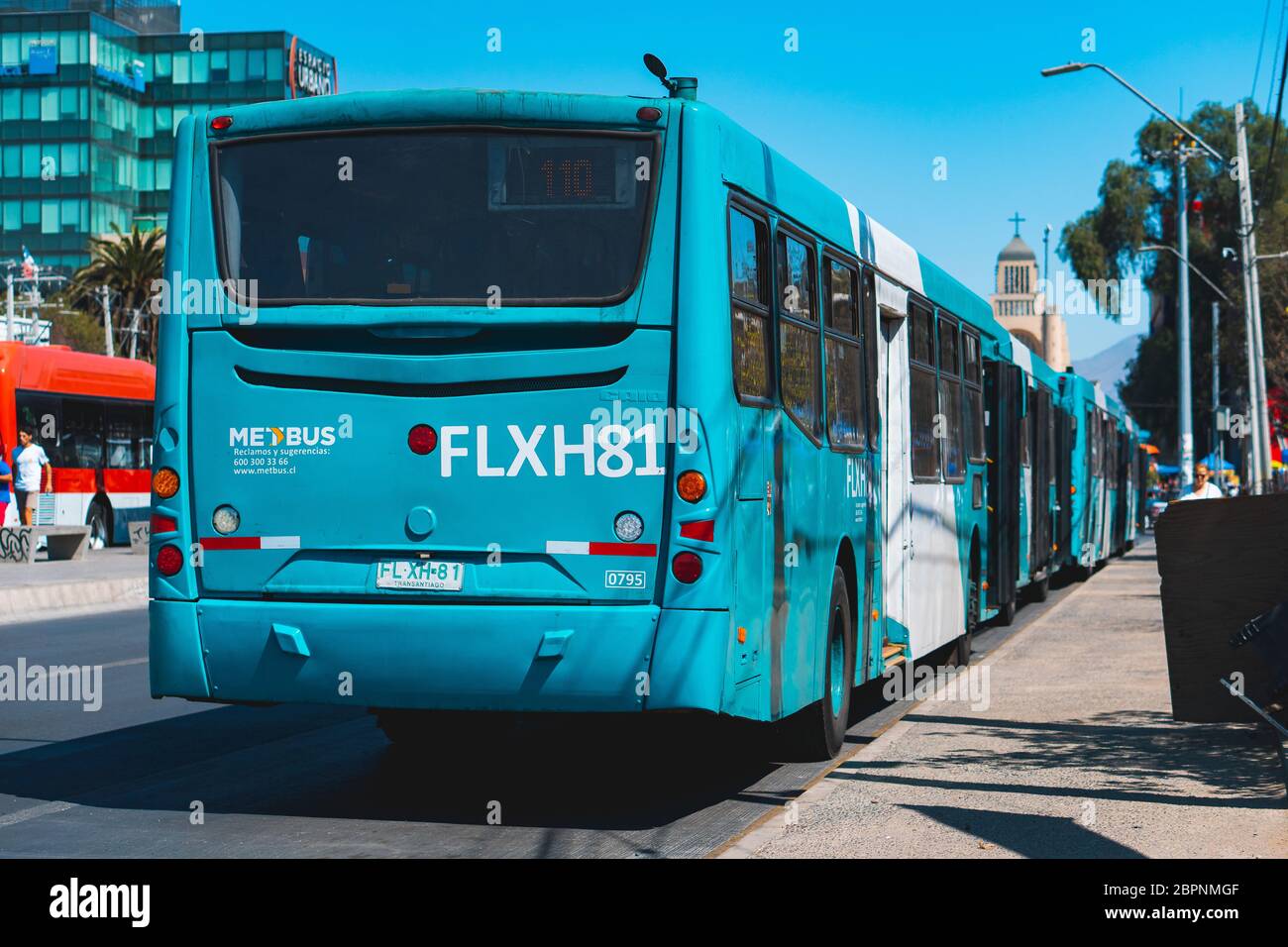 SANTIAGO, CILE - MARZO 2020: Un autobus Transantiago - Red Movilidad a Maipú Foto Stock