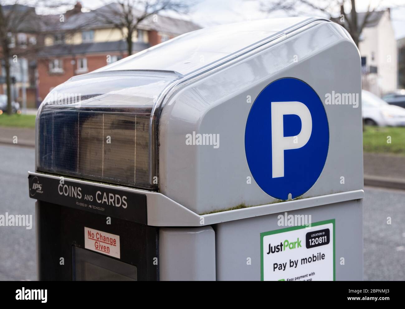 Primo piano del contatore di pagamento del parcheggio a gettoni e carte in Birkenhead Wirral gennaio 2019 Foto Stock