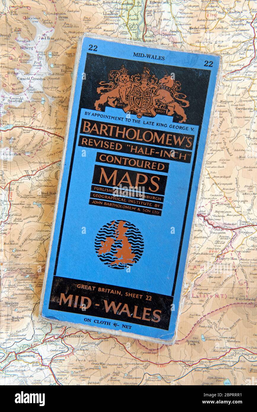 Mappa di Bartolomew riviste mappe contornate di mezzo pollice. Mid-Wales Gran Bretagna foglio 22 edizione in tessuto 4/- net Foto Stock