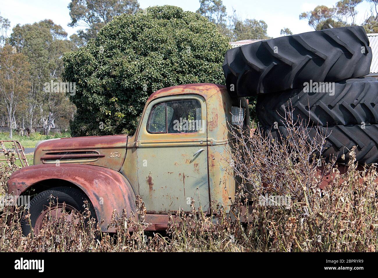 Veicoli e pneumatici Australian Disused. Foto Stock