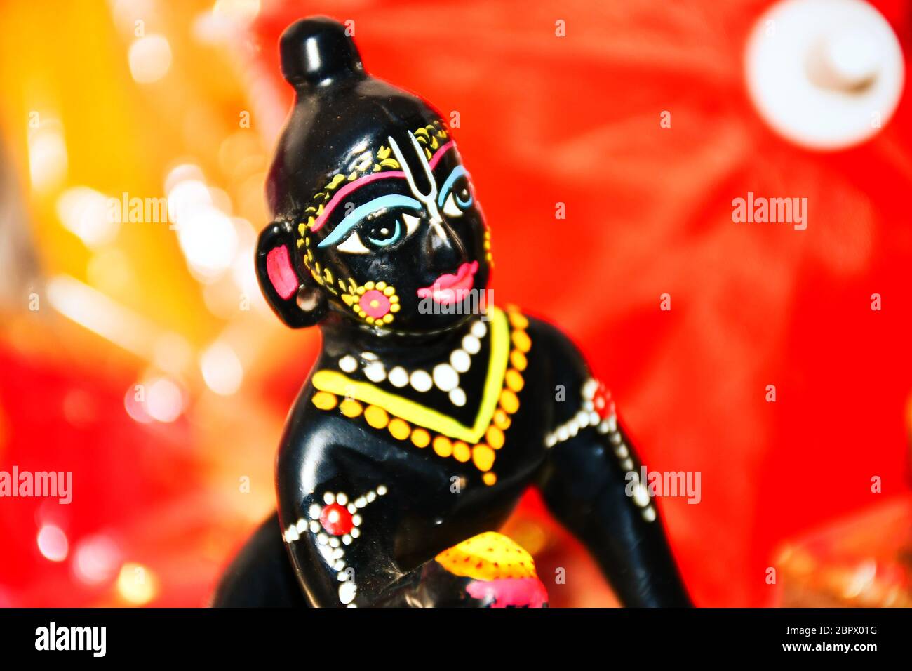 Statua del Signore Radha Krishna, statua di metallo, Dio di religione indù Foto Stock