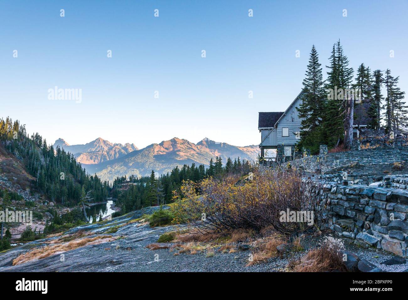 White Salmon Lodge, vista panoramica sul Monte Baker Snoqualmie National Forest Park, Washington, USA. Foto Stock