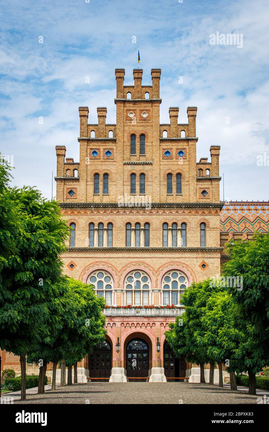 Facciata della residenza dei metropoliti Bukoviniani e Dalmazia a Chernivtsi. Università Nazionale di Chernivtsi, Ucraina Foto Stock