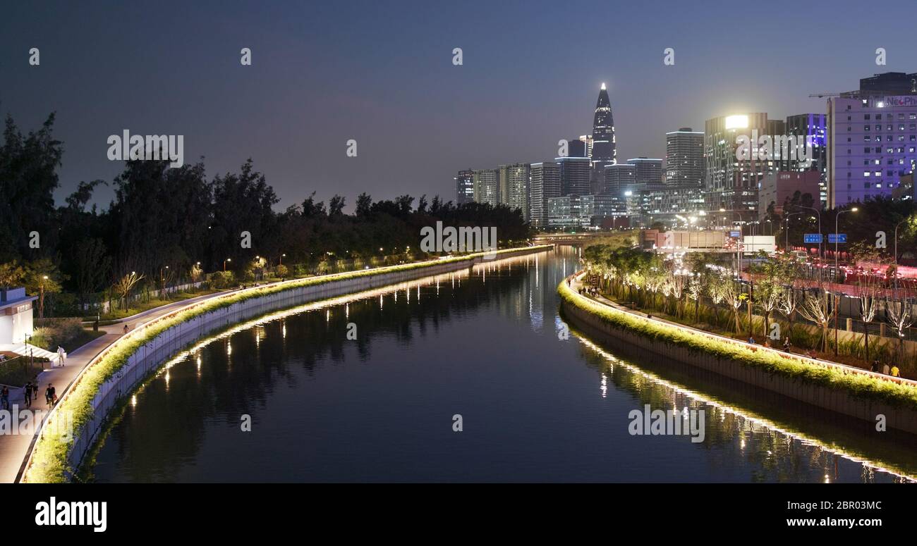 Shenzhen, Cina, 29 ottobre 2018:- Shenzhen città, quartiere degli affari di notte Foto Stock