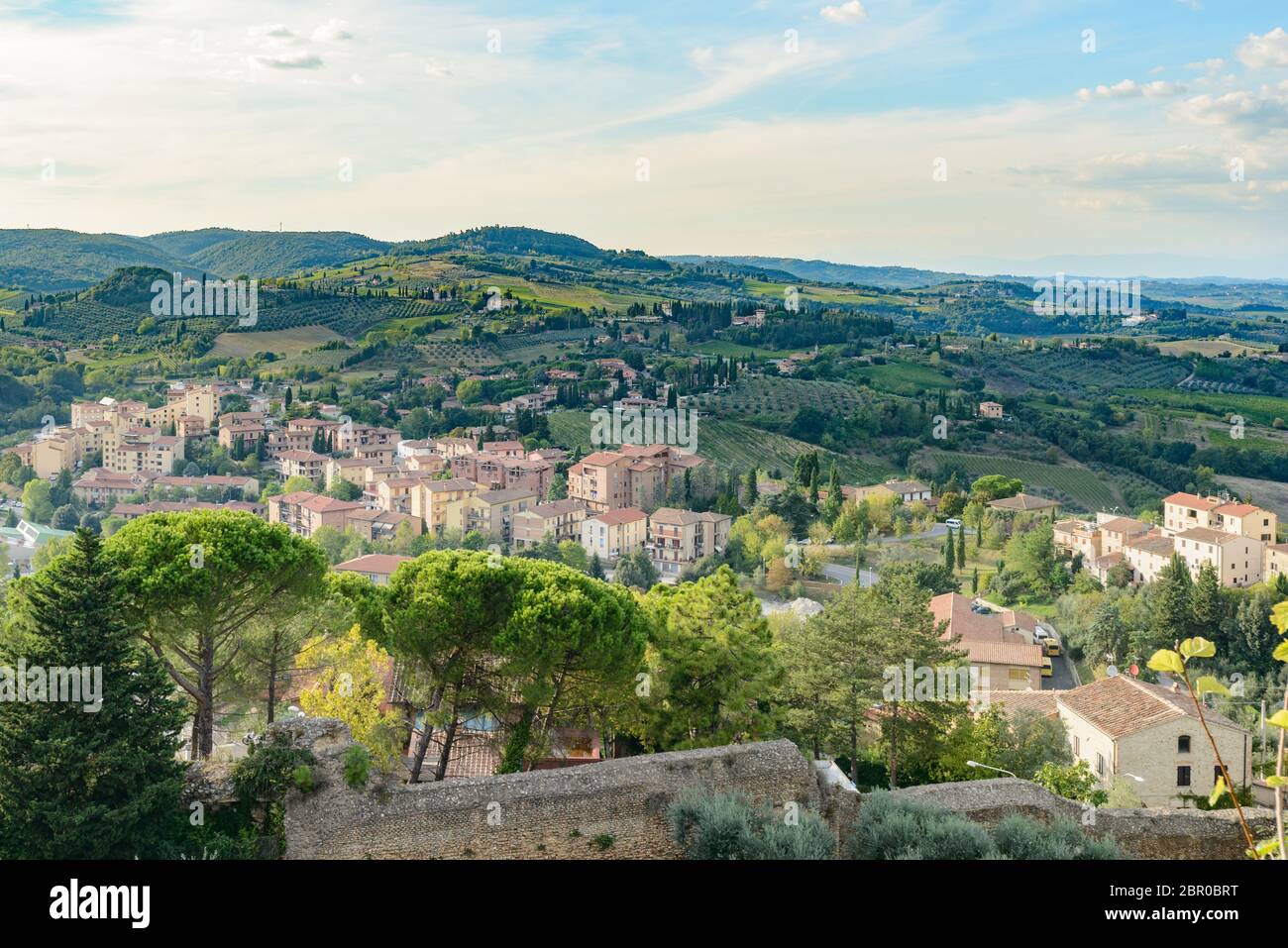 Paesaggio del paesino medievale chiamato San Gimignano in Toscana, Italia Foto Stock