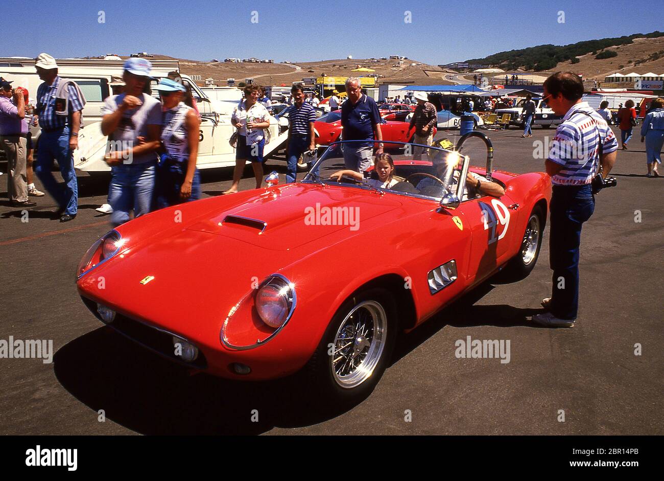 Monterey Historic Auto corse al circuito 1986 Laguna Seca Foto Stock