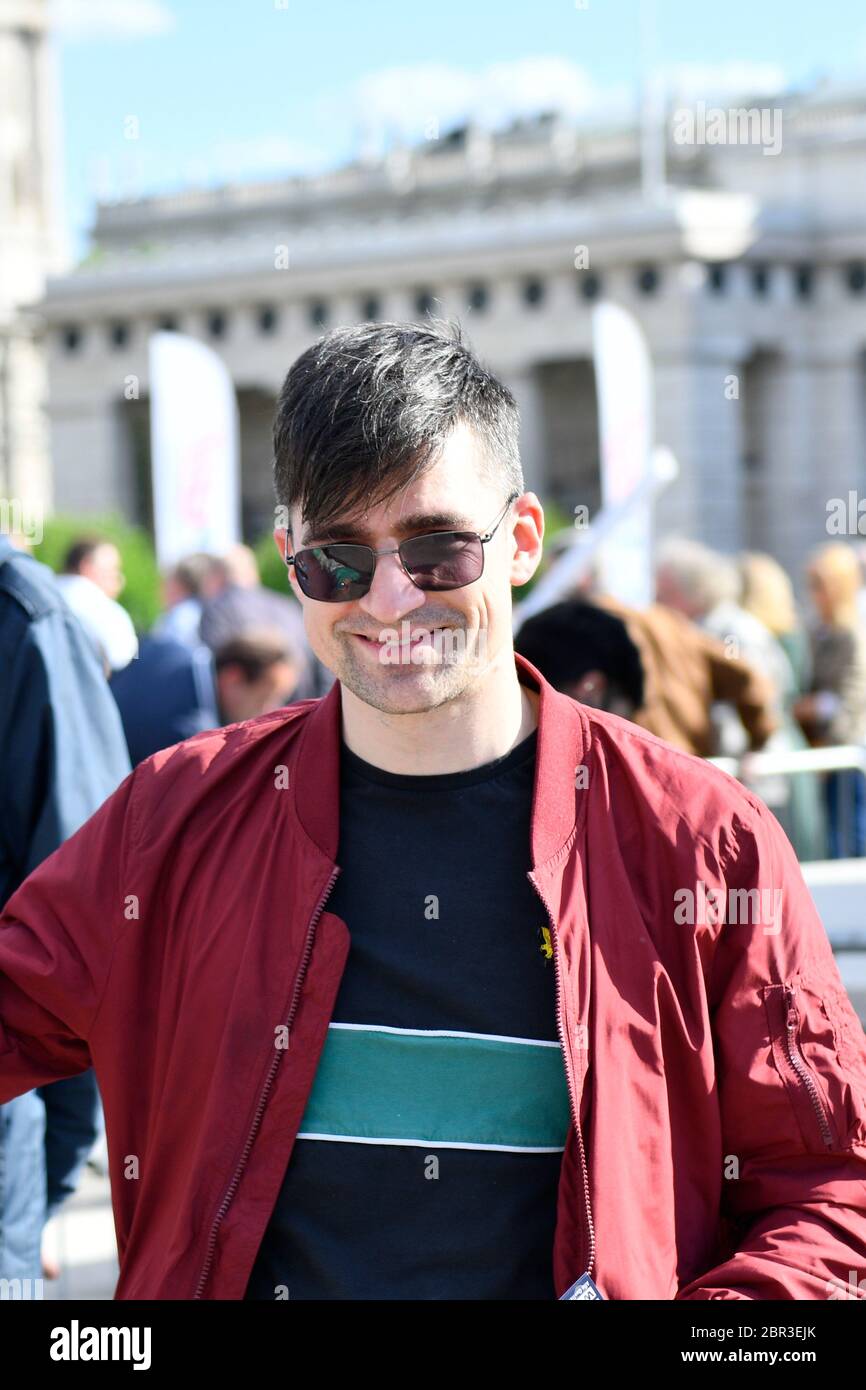 Vienna, Austria. 20th maggio, 2020. Rally della FPÖ Vienna (Freedom Party Austria). "Libertà per l'Austria - contro la follia di Corona" il 20 maggio 2020 in Piazza degli Eroi. Portavoce del movimento d'identità austriaco Martin Sellner. Credit: Franz PERC / Alamy Live News Foto Stock