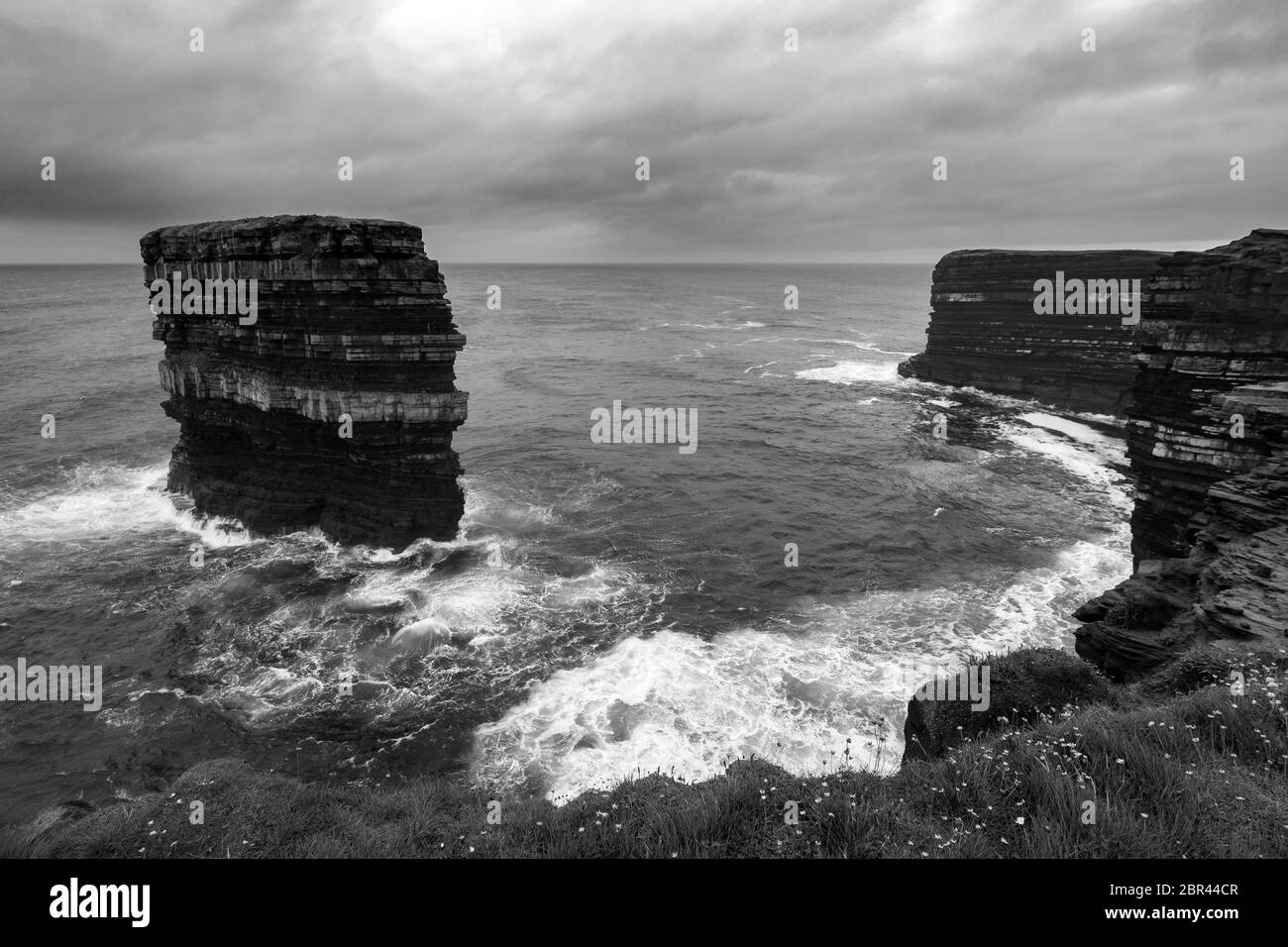 Downpatrick Head a Ballycastle, Co. Mayo, Irlanda Foto Stock