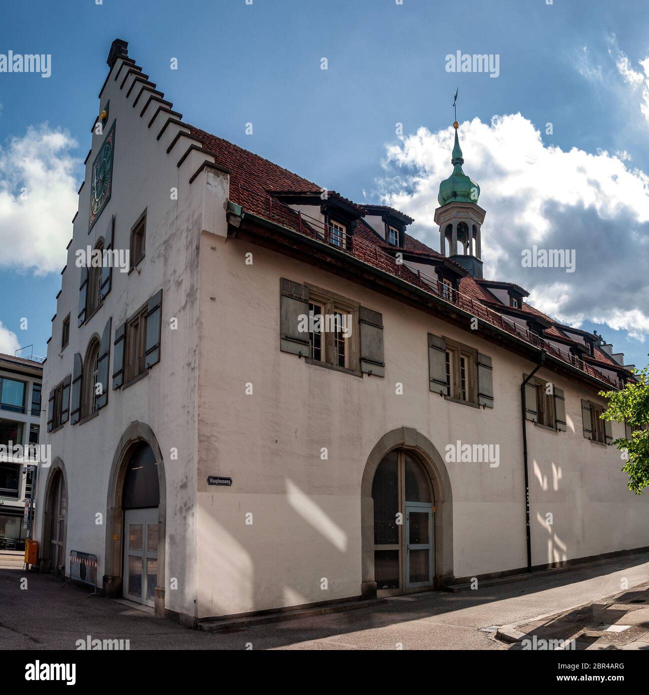 Il famoso Waaghaus (St Gallen), è un vecchio edificio utilizzato per più eventi come mostre e mercati Foto Stock