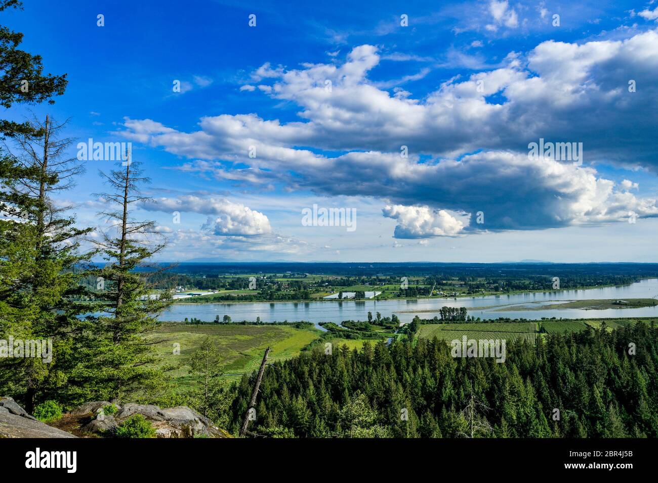 Vista da High Knoll, punto panoramico, Parco Regionale di Minnekhada, Coquitlam, British Columbia, Canada Foto Stock