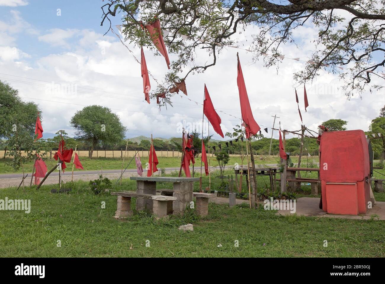 Il santuario Gauchito Gil a El Carmen, Argentina. Gauchito Gil è un personaggio leggendario della cultura popolare in Argentina. È considerato il più pro Foto Stock