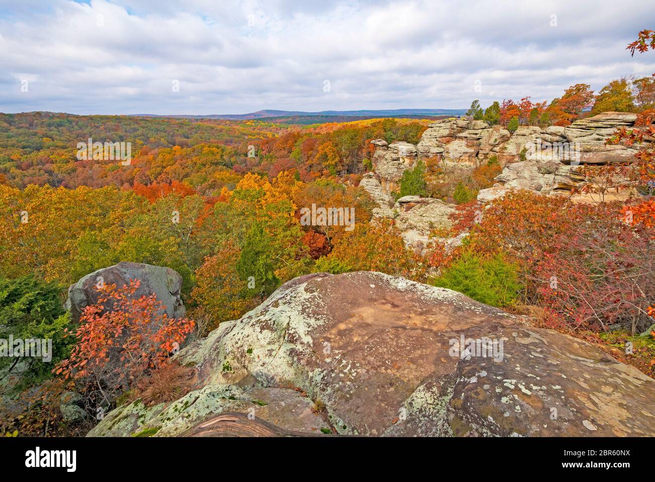 L'autunno viene al Giardino degli dei in Shawnee National Fors=est nell'Illinois meridionale Foto Stock