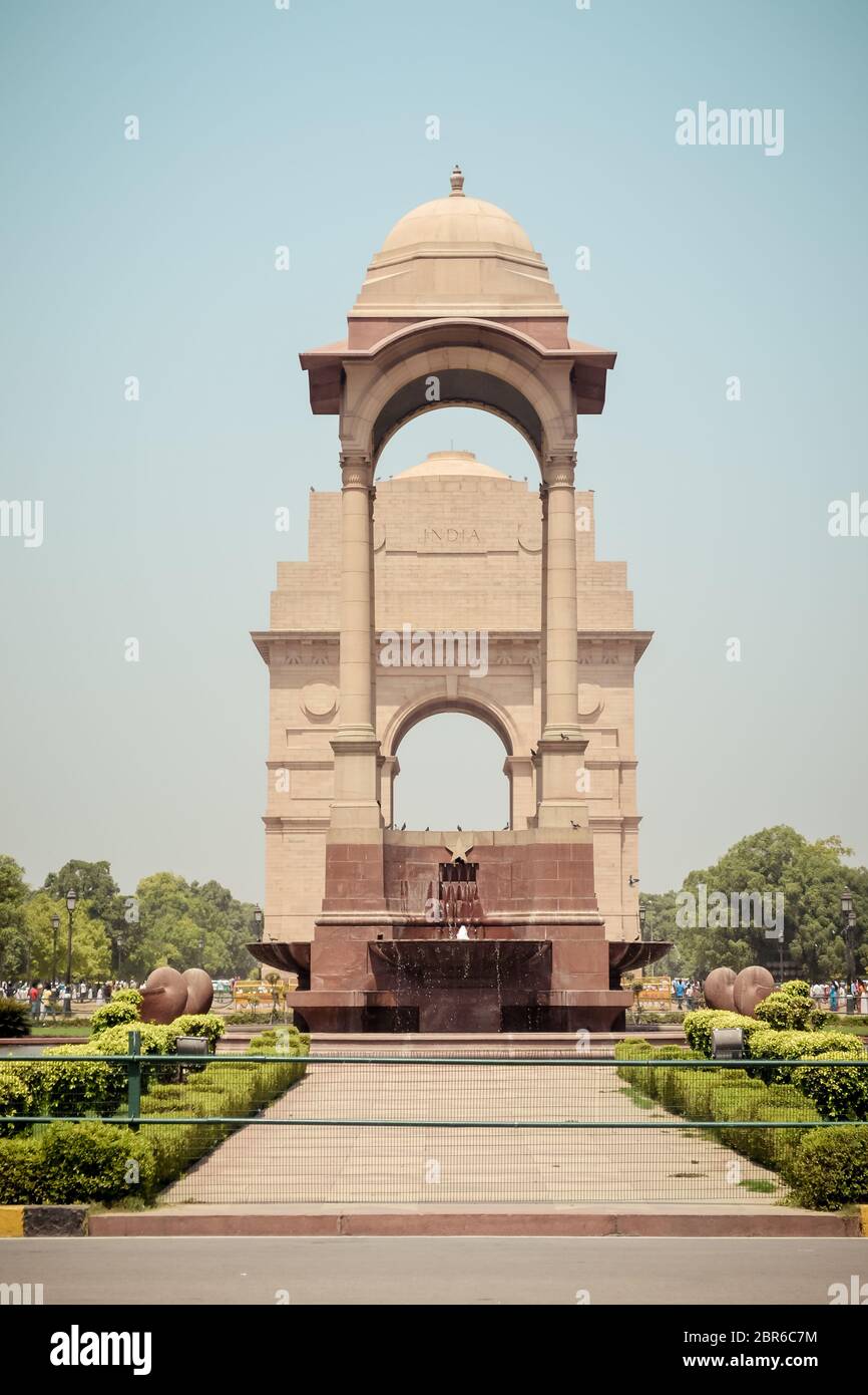 Rajpath, Raisina Hill, New Delhi, India Gennaio 2019: il tettuccio si trova a 150 metri dall'India Gate. La tettoia vacante, costruito in pietra arenaria rossa, Foto Stock