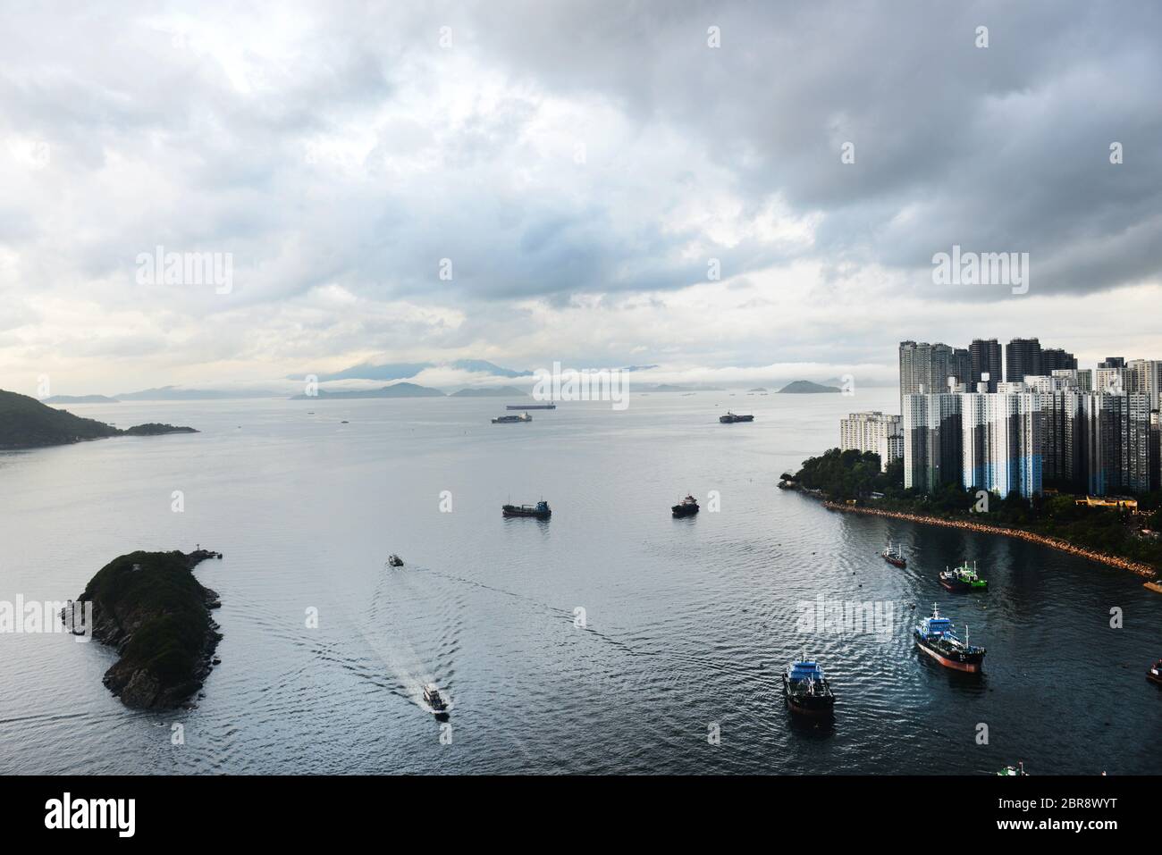 Vista del complesso residenziale sul lato sud dell'isola di Hong Kong. Foto Stock