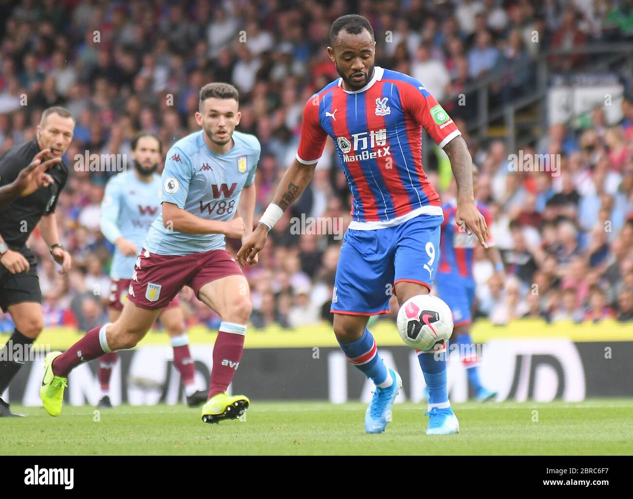 LONDRA, INGHILTERRA - 31 AGOSTO 2019: Jordan Ayew of Palace ritratto durante la partita della Premier League 2019/20 tra il Crystal Palace FC e l'Aston Villa FC al Selhurst Park. Foto Stock