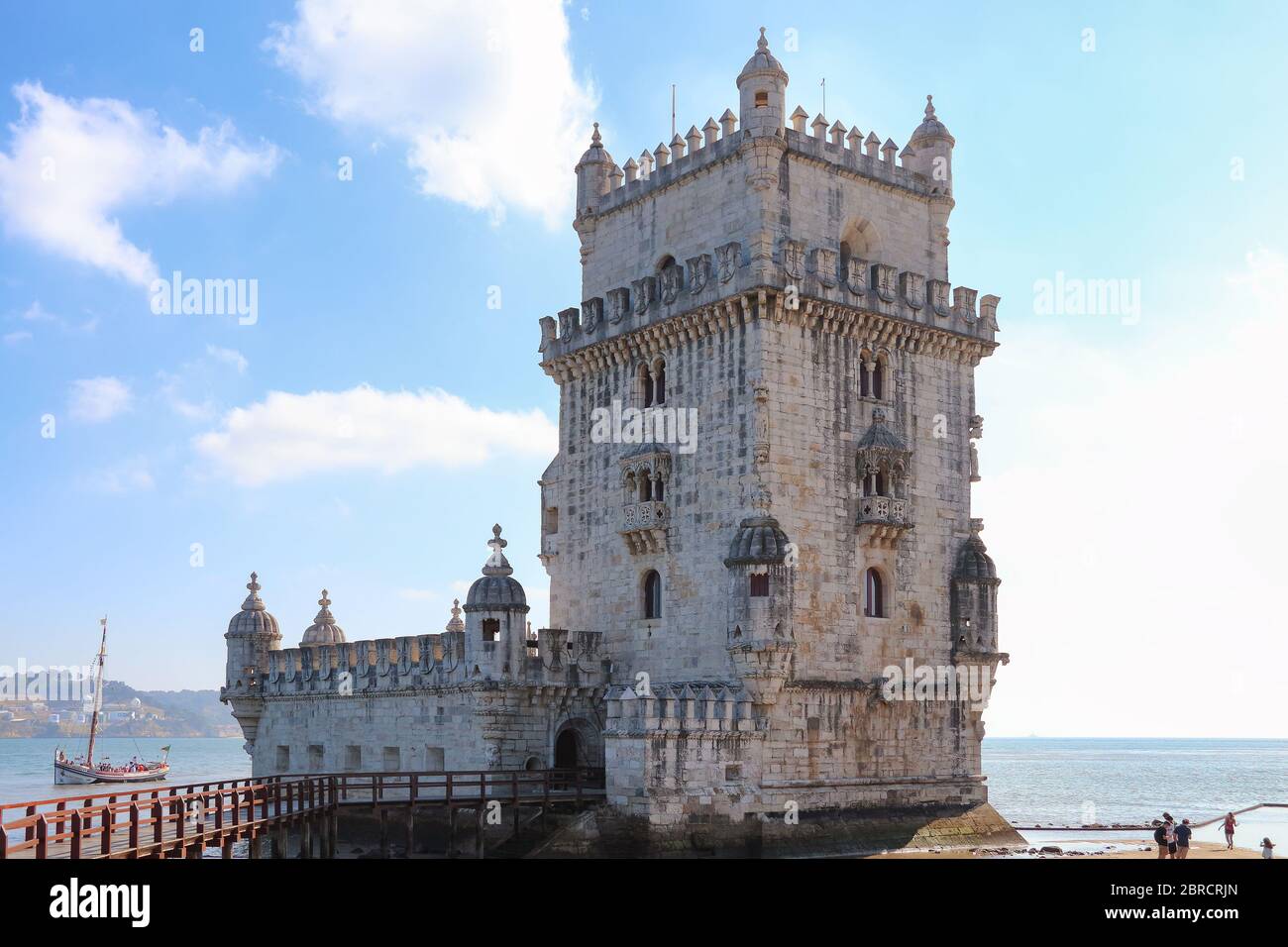 Lisbona, Portogallo - 15 luglio 2019: Torre di Belém di San Vincenzo nella parrocchia civile di Santa Maria de Belem nel comune di Lisbona, Portogallo Foto Stock