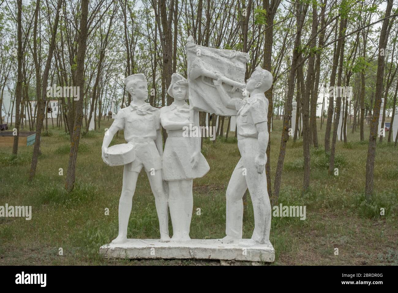 Monumento dei pionieri sovietici nel Museo del realismo socialista. Frumushika Nova, Odessa Oblast, Ucraina, Europa dell'Est Foto Stock