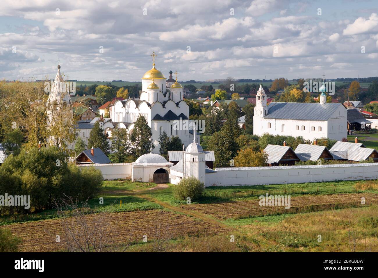 Convento dell'intercessione (monastero di Pokrovsky) a Suzdal, Russia. L'antica città di Suzdal è un'attrazione turistica che fa parte dell'anello d'Oro di Ru Foto Stock