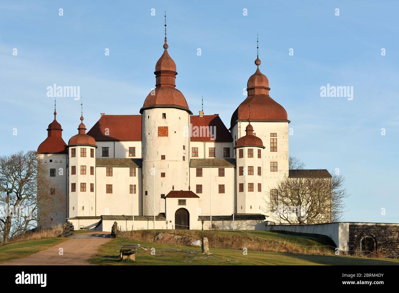 Barocco Lacko Slott (Castello di Lacko) costruito sull'isola di Kållandsö sul lago Vänern, nella contea di Västra Götaland, Svezia. 13 Dicembre 2013, uno dei migliori trottino Foto Stock