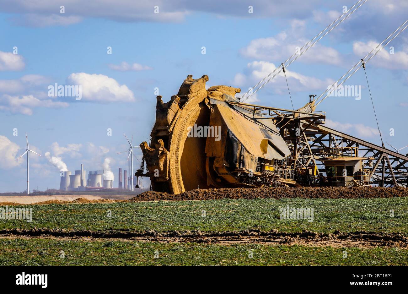 Erkelenz, Renania Settentrionale-Vestfalia, Germania - Area mineraria di lignite renana, escavatore a pale nella miniera di lignite opencast di RWE scavi di Garzweiler Foto Stock