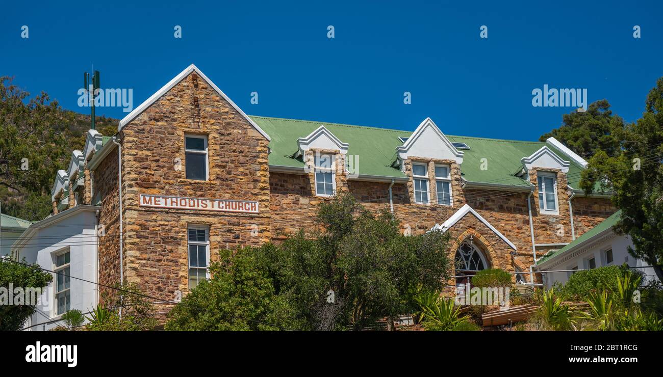 La città di Simonstown vicino a Capetown con la chiesa metodista di architettura in stile coloniale Foto Stock