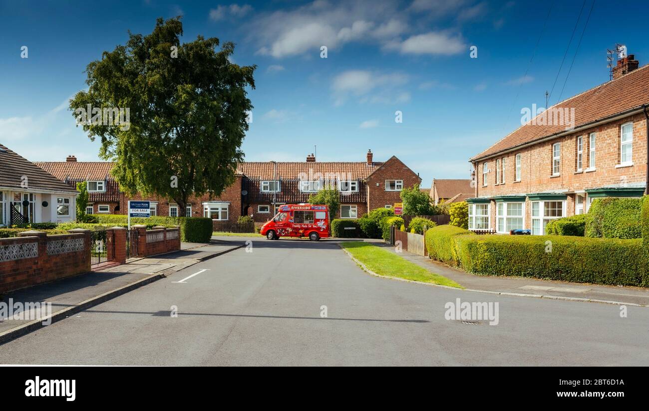 Teeside UK - Riverside ICES van in una tenuta di Middlesborough, Foto Stock