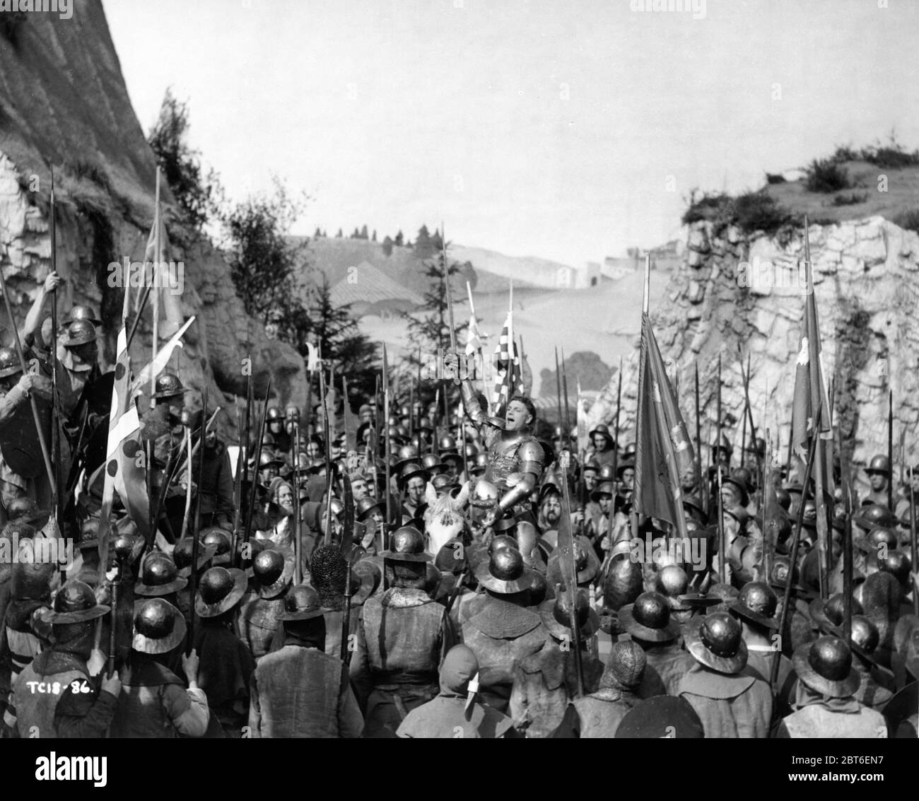 LAURENCE OLIVIER in HENRY V 1944 regista LAURENCE OLIVIER suona William Shakespeare musica William Walton arte direzione Paul Sheriff Two Cities Films / Eagle - Lion Distributors Ltd Foto Stock