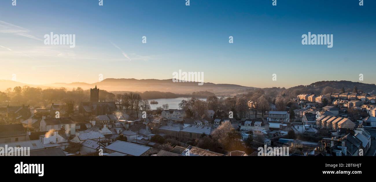 Castello Douglas in gelata profonda durante l'alba di prima mattina Foto Stock