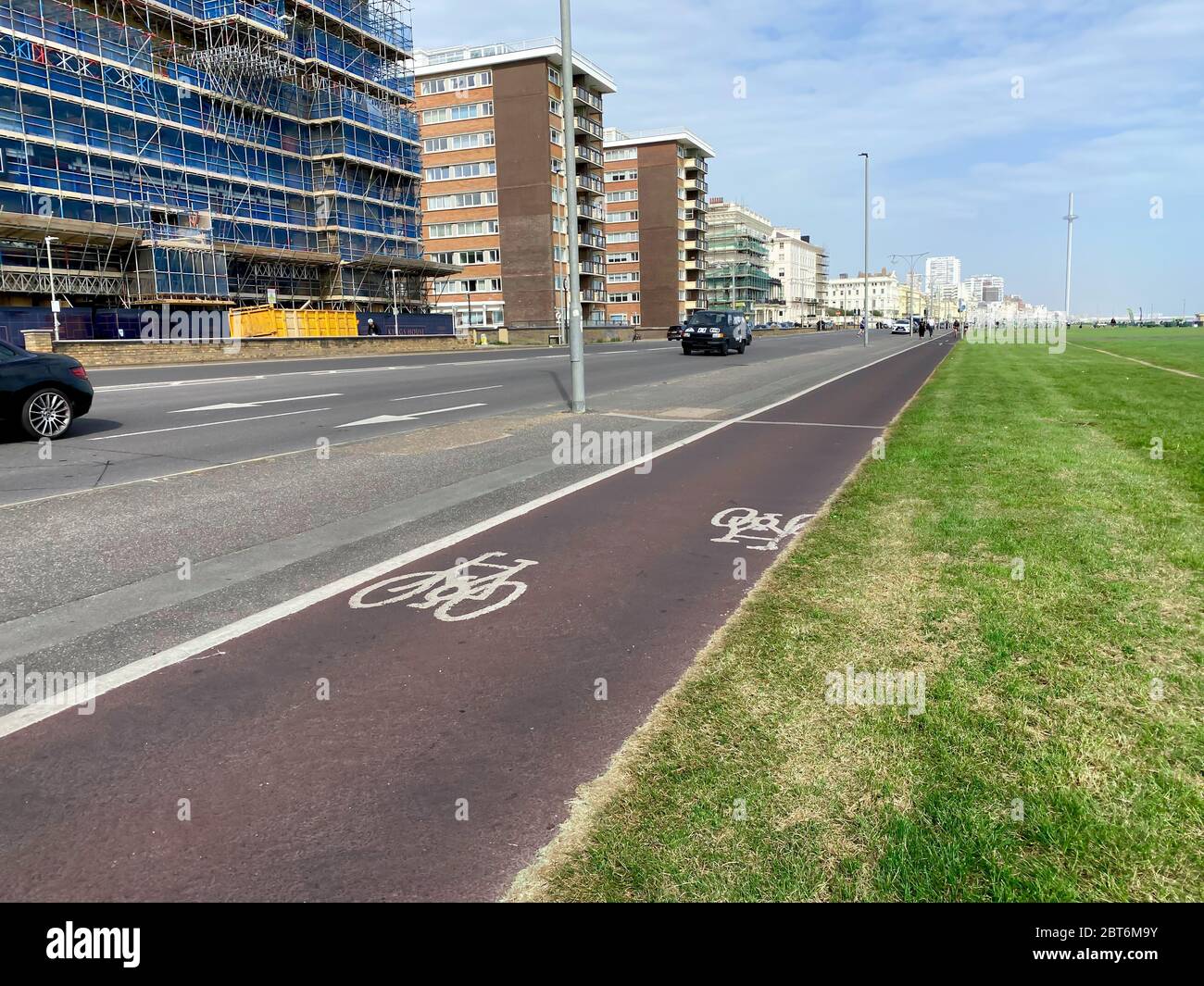 Pista ciclabile per andare in bicicletta al lavoro Foto Stock