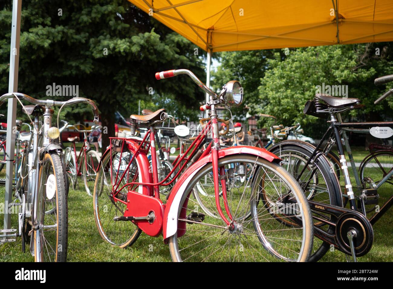 Vecchia automobile Foto Stock