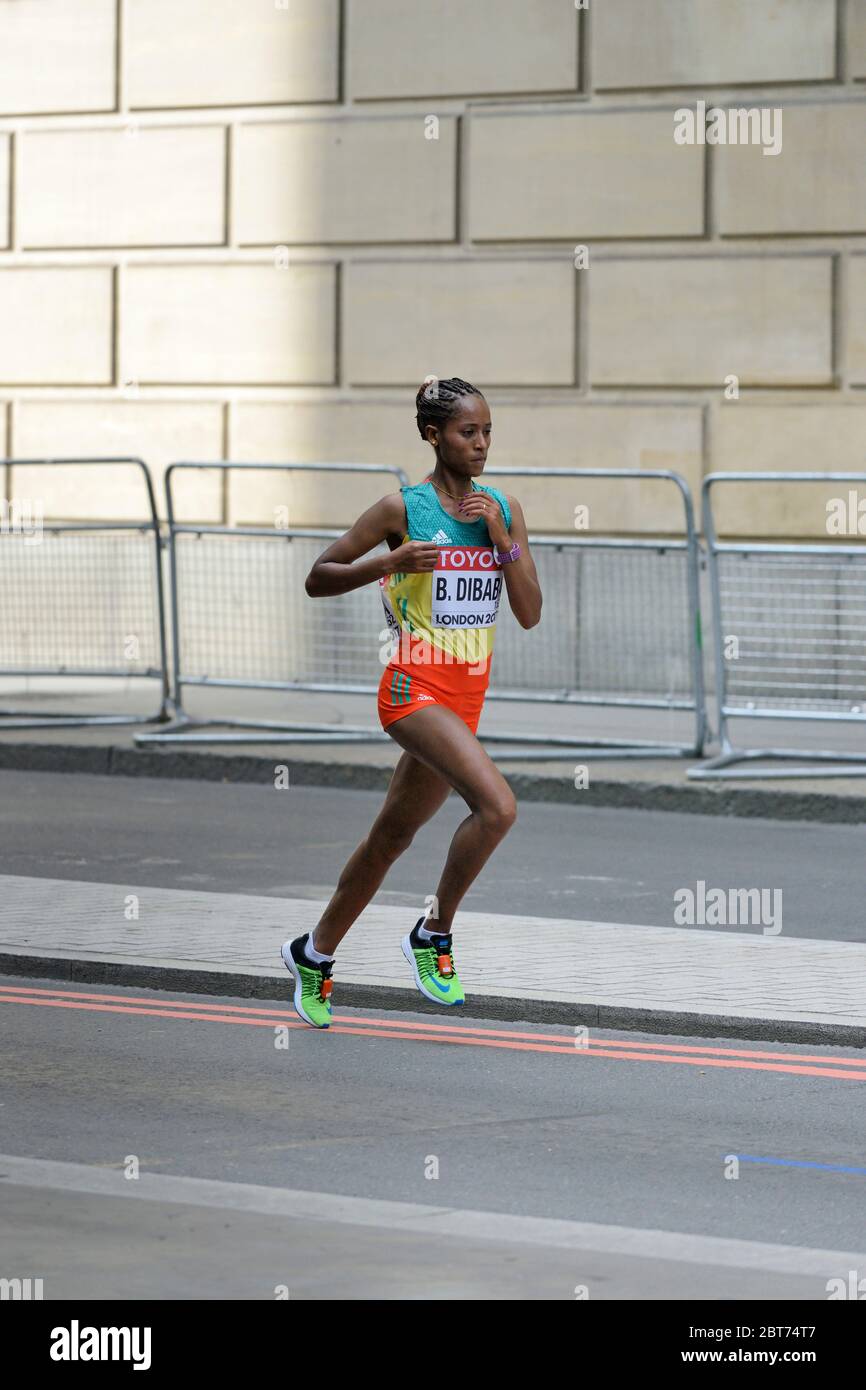 Birhane Dibaba, Etiopia, 2017 campionato mondiale IAAF - maratona femminile, Londra, Regno Unito Foto Stock