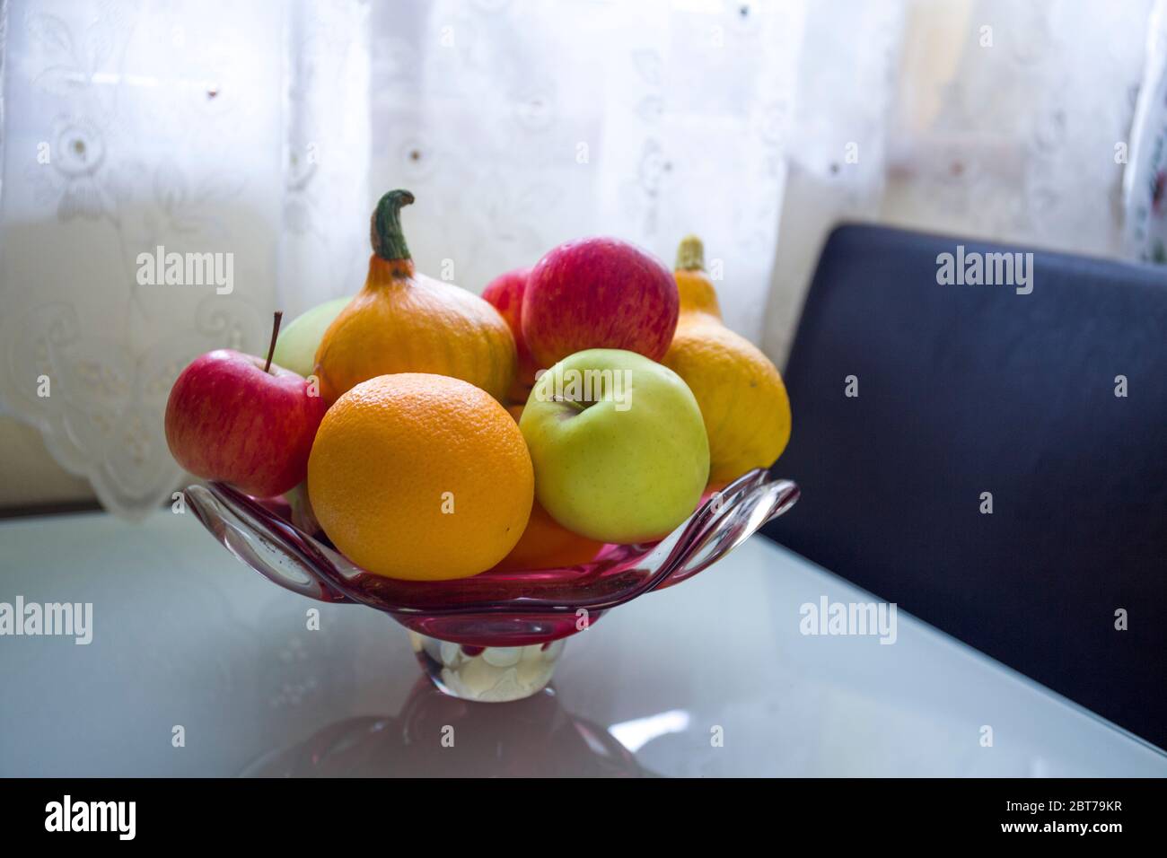 Ciotola di frutta Foto Stock