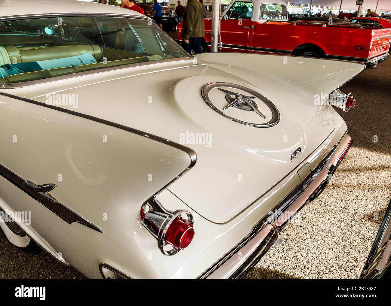 2019 Barrett-Jackson Scottsdale Auction, 1961 Chrysler Crown Imperial Southampton Foto Stock