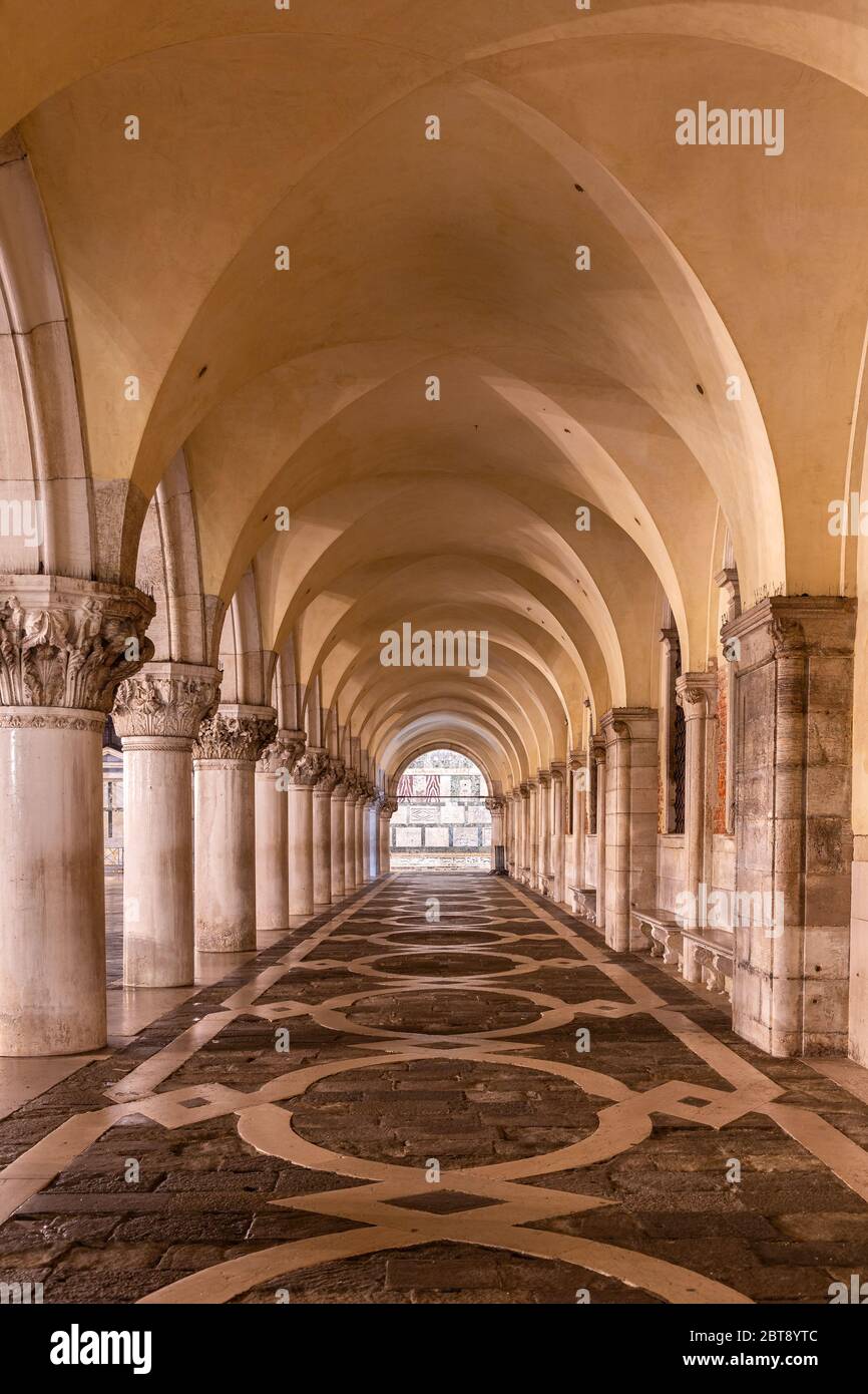 Portici a Palazzo Ducale´s a Venezia Foto Stock